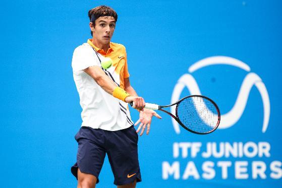 的热爱是他 的热爱是他