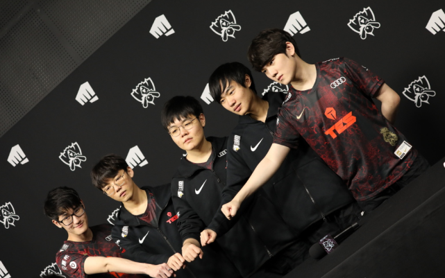 对车手的精 对车手的精